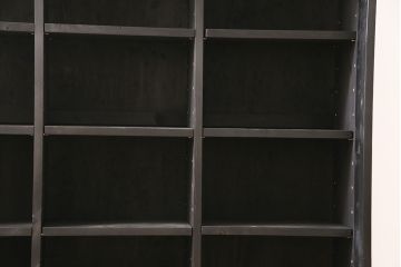 【オーダー注文・受注生産商品】ラフジュ工房オリジナル　レーザー組子入り　ペイント　七宝文様が上品な和の趣を感じさせるガラス戸棚(書院戸、収納棚、キャビネット、食器棚)