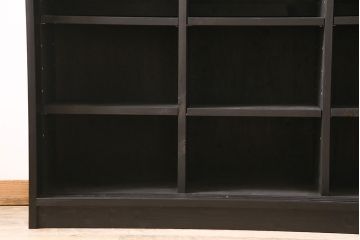 【オーダー注文・受注生産商品】ラフジュ工房オリジナル　レーザー組子入り　ペイント　七宝文様が上品な和の趣を感じさせるガラス戸棚(書院戸、収納棚、キャビネット、食器棚)
