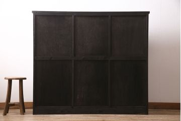 【オーダー注文・受注生産商品】ラフジュ工房オリジナル　レーザー組子入り　ペイント　七宝文様が上品な和の趣を感じさせるガラス戸棚(書院戸、収納棚、キャビネット、食器棚)