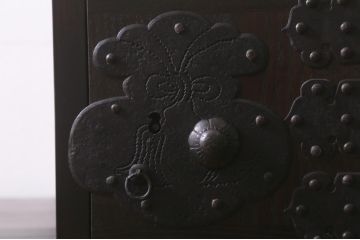 【オーダー注文・受注生産商品】ラフジュ工房オリジナル　古金具リメイク　巾着金具　4段階段箪笥(階段タンス、和たんす、引き出し)