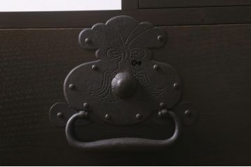 【オーダー注文・受注生産商品】ラフジュ工房オリジナル　古金具リメイク　巾着金具　4段階段箪笥(階段タンス、和たんす、引き出し)