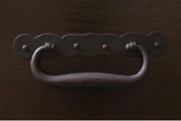 【オーダー注文・受注生産商品】ラフジュ工房オリジナル　古金具リメイク　巾着金具　4段階段箪笥(階段タンス、和たんす、引き出し)