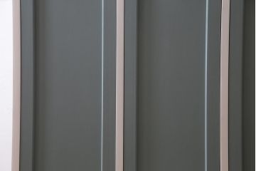 【オーダー注文・受注生産商品】ラフジュ工房オリジナル　ヒノキ無垢材・ヒバ材　チェッカーガラス入り　レトロペイントの3人用ロッカー(収納棚、戸棚)