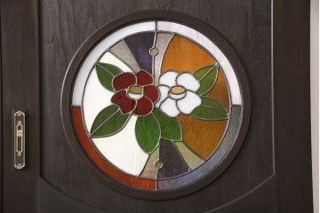【オーダー注文・受注生産商品】ラフジュ工房オリジナル　丸いステンドグラスが目を惹くクラシカルな雰囲気の引き戸2枚セット(玄関戸、引き違い戸、建具、板戸)