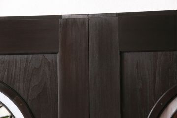 【オーダー注文・受注生産商品】ラフジュ工房オリジナル　丸いステンドグラスが目を惹くクラシカルな雰囲気の引き戸2枚セット(玄関戸、引き違い戸、建具、板戸)