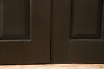 【オーダー注文・受注生産商品】ラフジュ工房オリジナル　丸いステンドグラスが目を惹くクラシカルな雰囲気の引き戸2枚セット(玄関戸、引き違い戸、建具、板戸)