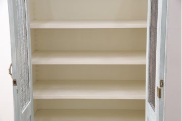 【オーダー注文・受注生産商品】ラフジュ工房オリジナル　シャビーな風合いが魅力!!ヨーロッパアンティーク風のグリアージュキャビネット(収納棚、戸棚、ワードローブ)
