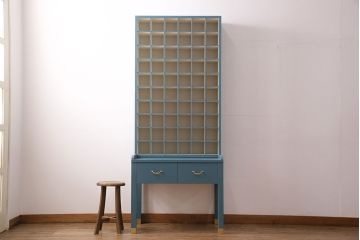 【オーダー注文・受注生産商品】ラフジュ工房オリジナル　ターコイズブルーが空間のアクセントになる60マスの収納棚(ハンカチ什器、店舗什器、キャビネット、オープンラック)