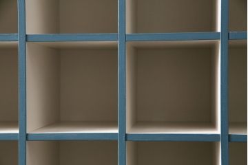 【オーダー注文・受注生産商品】ラフジュ工房オリジナル　ターコイズブルーが空間のアクセントになる60マスの収納棚(ハンカチ什器、店舗什器、キャビネット、オープンラック)