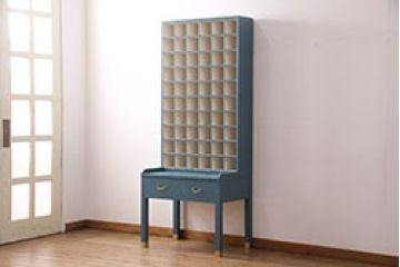 【オーダー注文・受注生産商品】ラフジュ工房オリジナル　ターコイズブルーが空間のアクセントになる60マスの収納棚(ハンカチ什器、店舗什器、キャビネット、オープンラック)