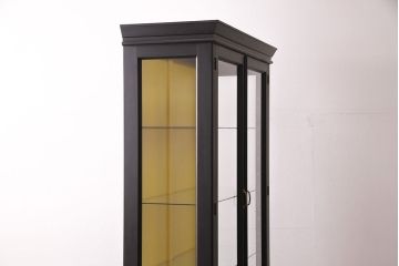 【オーダー注文・受注生産商品】ラフジュ工房オリジナル　背面がイエローカラーで個性の光るガラスケース(戸棚、ガラスキャビネット、収納棚、飾り棚、カップボード、陳列棚、店舗什器)