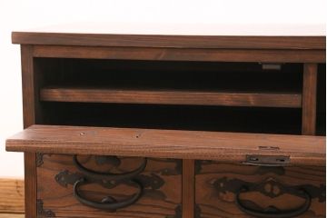 【オーダー注文・受注生産商品】ラフジュ工房オリジナル　メンズライクな空間づくりに活躍するフラップダウン扉の脚付きローボード(リビングボード、テレビ台、テレビボード、ローチェスト)