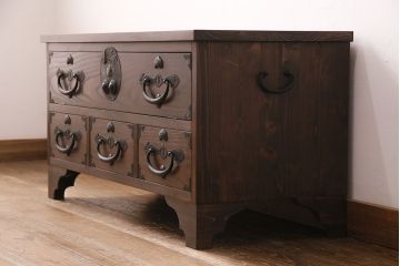 【オーダー注文・受注生産商品】ラフジュ工房オリジナル　メンズライクな空間づくりに活躍するフラップダウン扉の脚付きローボード(リビングボード、テレビ台、テレビボード、ローチェスト)