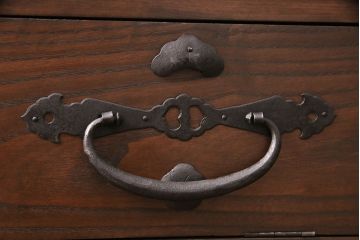 【オーダー注文・受注生産商品】ラフジュ工房オリジナル　メンズライクな空間づくりに活躍するフラップダウン扉の脚付きローボード(リビングボード、テレビ台、テレビボード、ローチェスト)