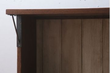 【オーダー注文・受注生産商品】マガジンラック付きカウンターテーブル(作業台、収納棚)
