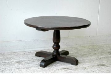 アンティーク家具　古い欅材の小さなカフェテーブル