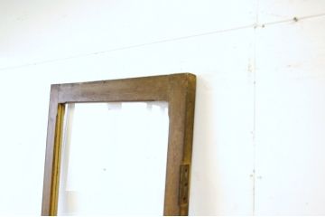 古い木のシンプルな扉