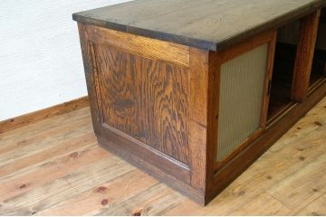 アンティーク家具　古いナラ材の重厚なカウンターテーブル