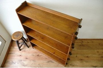 極上美品!古い栗材の重厚な本棚