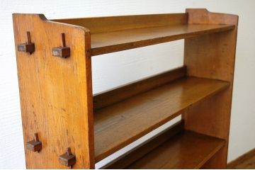 極上美品!古い栗材の重厚な本棚