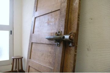 珍品!古い冷蔵室ドア1