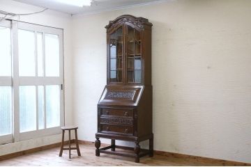 アンティーク家具　イギリスアンティーク!!背の高いビューローブックケース