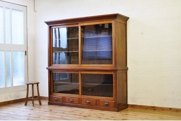 アンティーク家具　古いナラ材の大きな二段重ね収納棚
