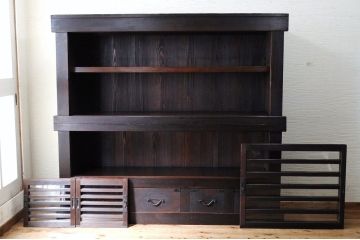 アンティーク家具　古民具　骨董　古い商家の極太骨組　収納箪笥(水屋箪笥)