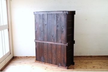アンティーク家具　古い木のモダンなモールガラス入り水屋箪笥(食器棚)