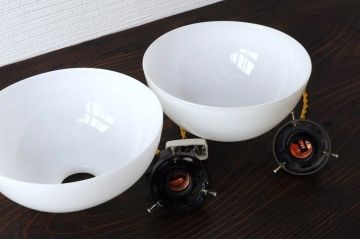 古いお家のシンプルな天井照明2個セット