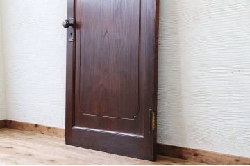 高級品!古い欅材の一枚板ドア1