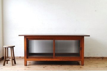 アンティーク家具　古い木のモールガラス作業台