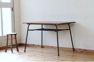 レトロ家具　★古い鉄脚のレトロなテーブル7