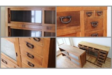 アンティーク家具　◇特大!古い木味の二段重ねモールガラス収納棚