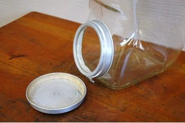 アンティーク雑貨　珍品希少!古いタバコ屋のレトロなガラスビン7