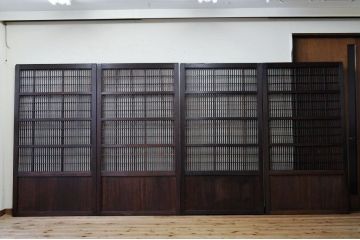 古いお屋敷の裏障子付時代格子戸4枚セット
