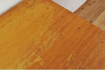 アンティーク家具　古い木の大振りな片袖机
