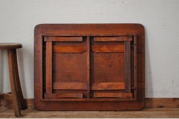 アンティーク家具　古い栓材の折り畳みちゃぶ台3