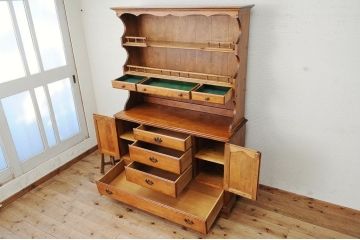 ◇新品展示品　USA製　メイプル材の上質なカップボード(定価350000円)