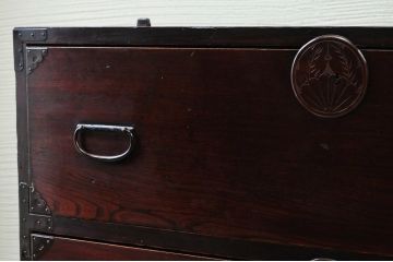 アンティーク家具　明治〜大正　迫力の一間大川箪笥(下段)