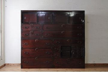アンティーク家具　明治〜大正　迫力の一間大川箪笥(下段)