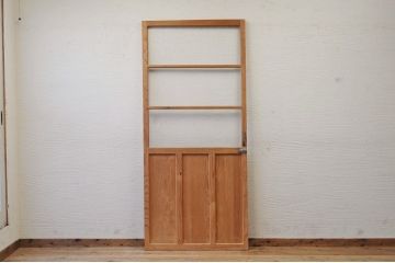古い木味の扉(ドア)