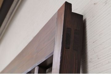 極上美品!古い蔵戸をリメイクしたガラス入り格子蔵戸(玄関戸)