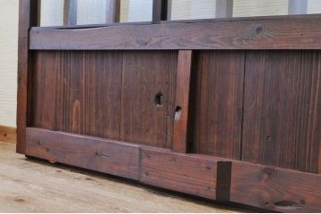 極上美品!古い蔵戸をリメイクしたガラス入り格子蔵戸(玄関戸)