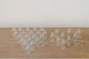 アンティーク雑貨　気泡の入ったガラス瓶(ビン)29本セット