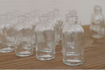 アンティーク雑貨　気泡の入ったガラス瓶(ビン)29本セット