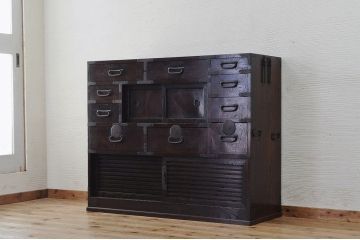 アンティーク家具　三方欅の木目の素晴らしい大振りな帳場箪笥