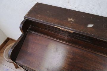 アンティーク雑貨　ジャンク品!レトロなヤマハオルガン