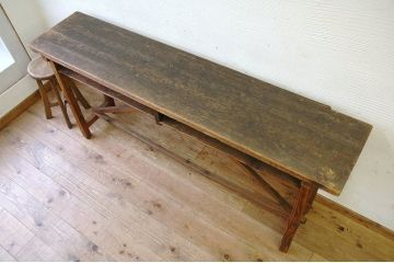 アンティーク家具　★古い木味が素敵な縫製工場の横長作業台10