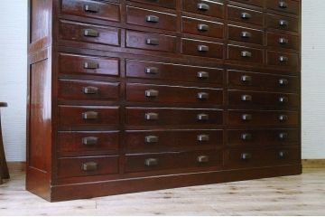 アンティーク家具　◇古い木の大きな二段重ね引き出し
